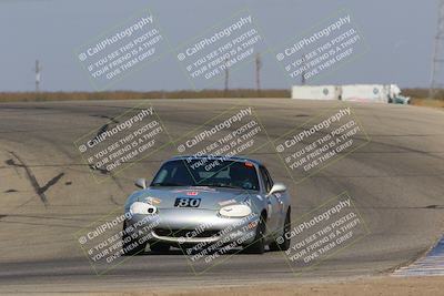 media/Oct-29-2022-CalClub SCCA (Sat) [[e05833b2e9]]/Race Group 3/Qualifying (Outside Grapevine)/